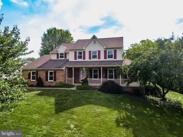795 Cornwallis Dr, Easton, PA 18040