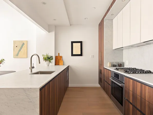 630 Grand Avenue image 4 of 17