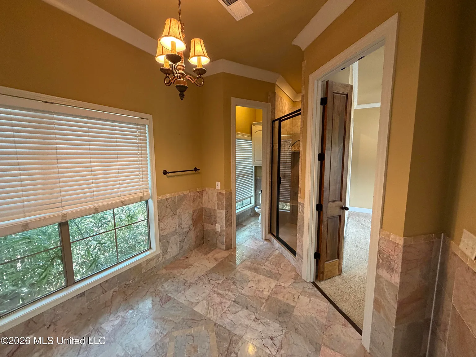 1 bed, 1.0 bath, 900 sqft, $1,200 — Photo 3