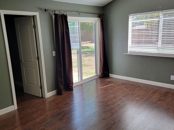 5th image of 212 Willowmere Dr