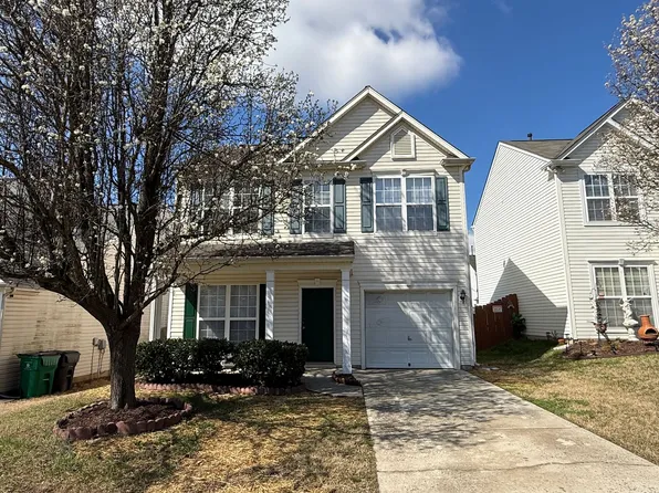 1318 Nadies Ct, Charlotte, NC 28214