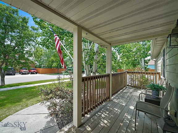 3rd image of 622 Landmark Dr