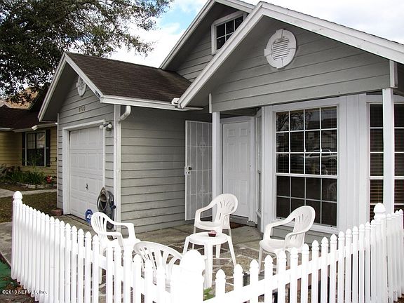 4th image of 8800 Townsquare Dr S