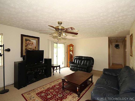 3rd image of 639 Maywood Dr