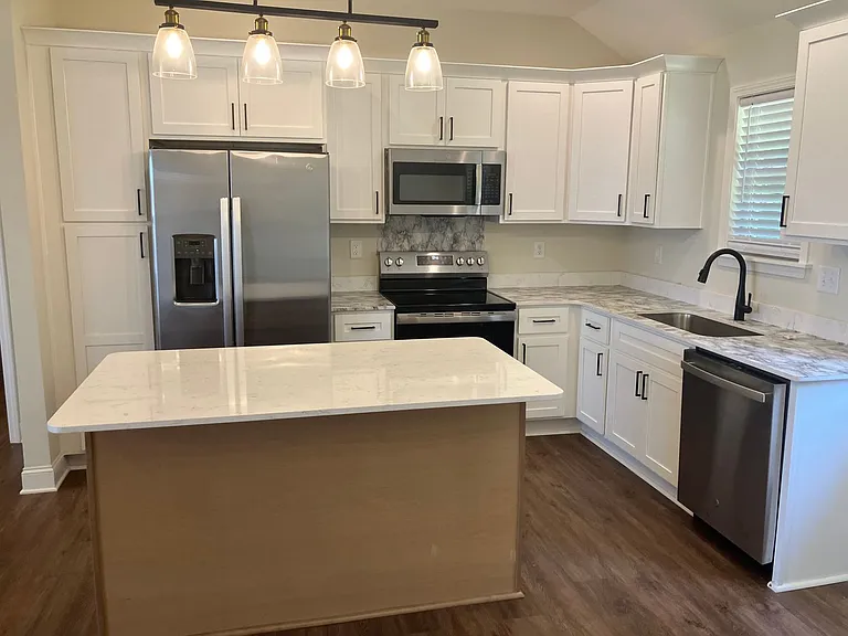 3316 Craigmont Cir — Photo 4