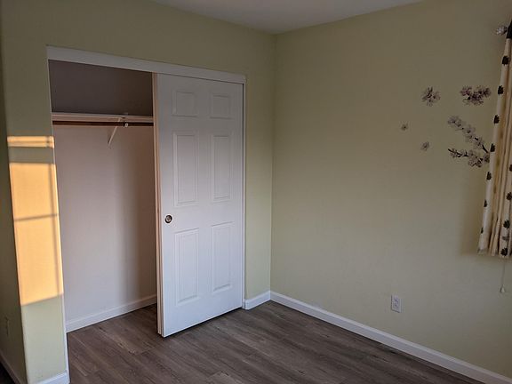 Upstairs bedroom 4