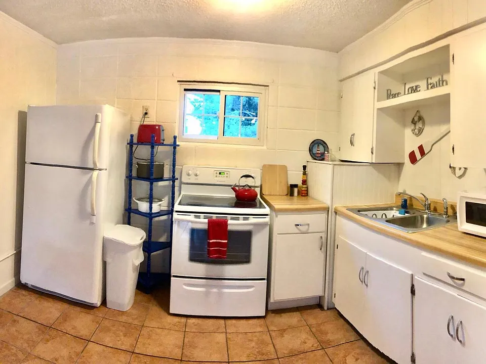1405 Bienville Blvd #3