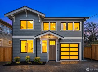 2608 10th Ave W #B, Seattle, WA 98119