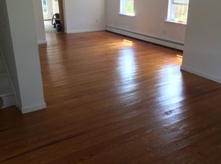 32 N Maple Ave, Tuckerton, NJ 08087