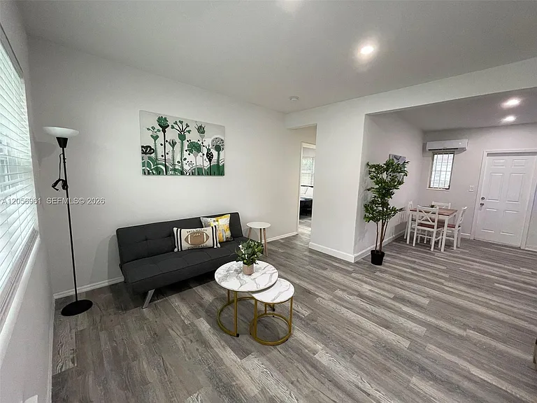 1117 SW 37th Ave #3 — Photo 10