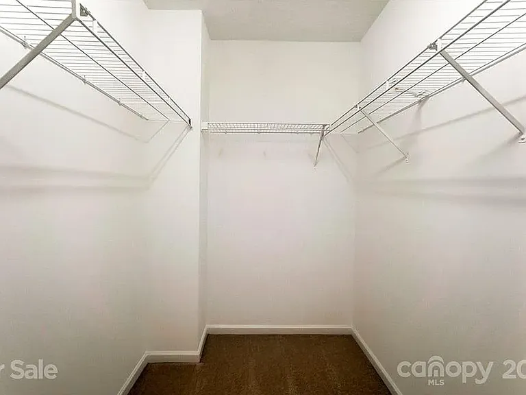 12207 Royal Castle Ct — Photo 9