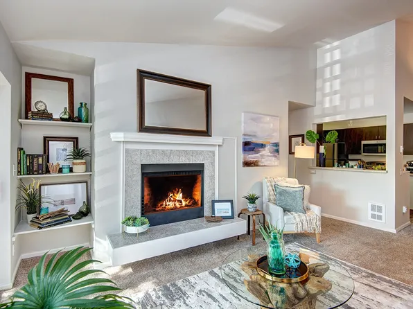 Signature Pointe, 25102 62nd Ave S #Eee107, Kent, WA 98032