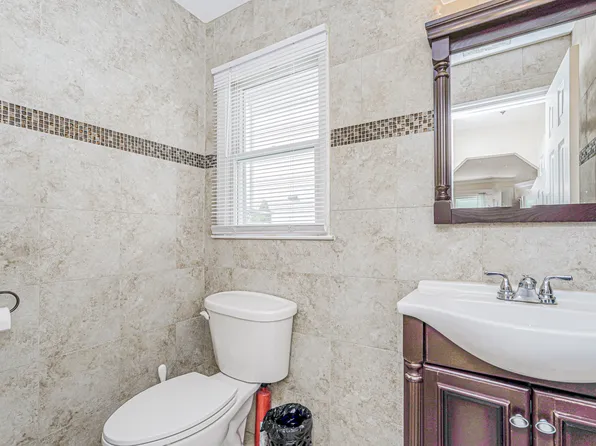 440 Harold Avenue image 9 of 47