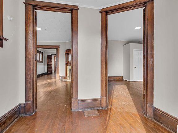 3rd image of 1840 N 8th St
