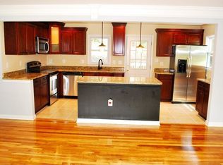 13311 Maple Leaf Ln, Woodbridge, VA 22191