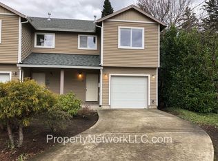 47-49 NW 11th St, Gresham, OR 97030