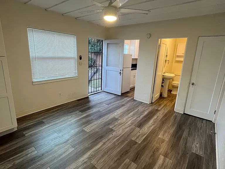 3037.5 Juniper St — Photo 1