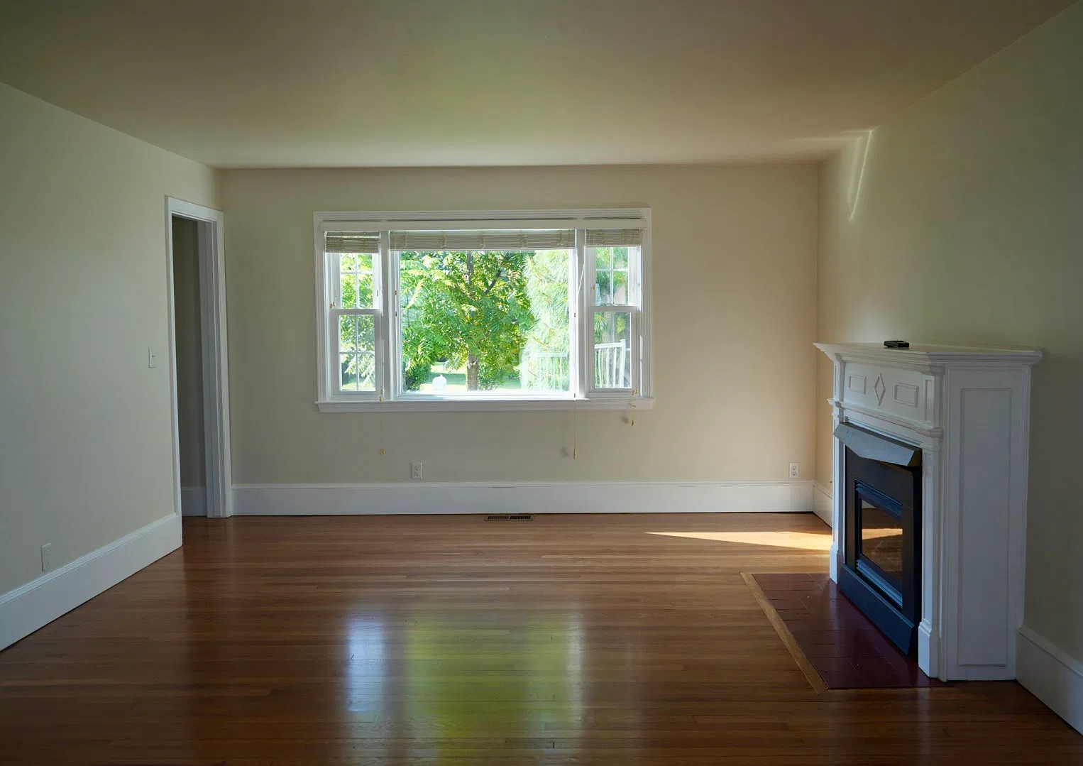 3 bed, 1512 sqft, $3,600 — Photo 3