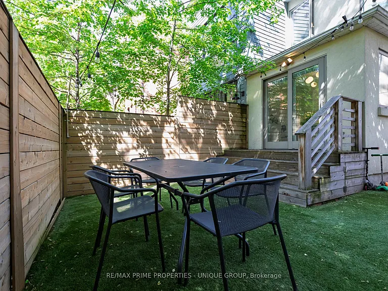51 Spruce St — Photo 33