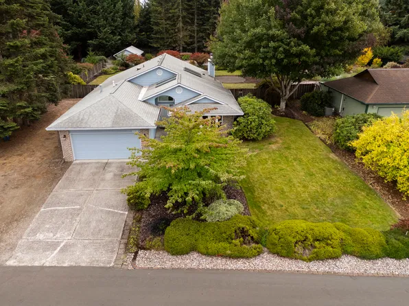 9811 NE 83rd St, Vancouver, WA 98662