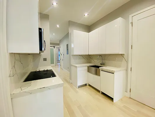 Rented by Aventana | media 19