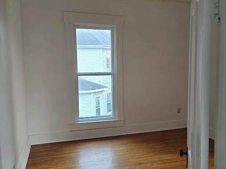 1111-1113 Franklin St — Photo 7