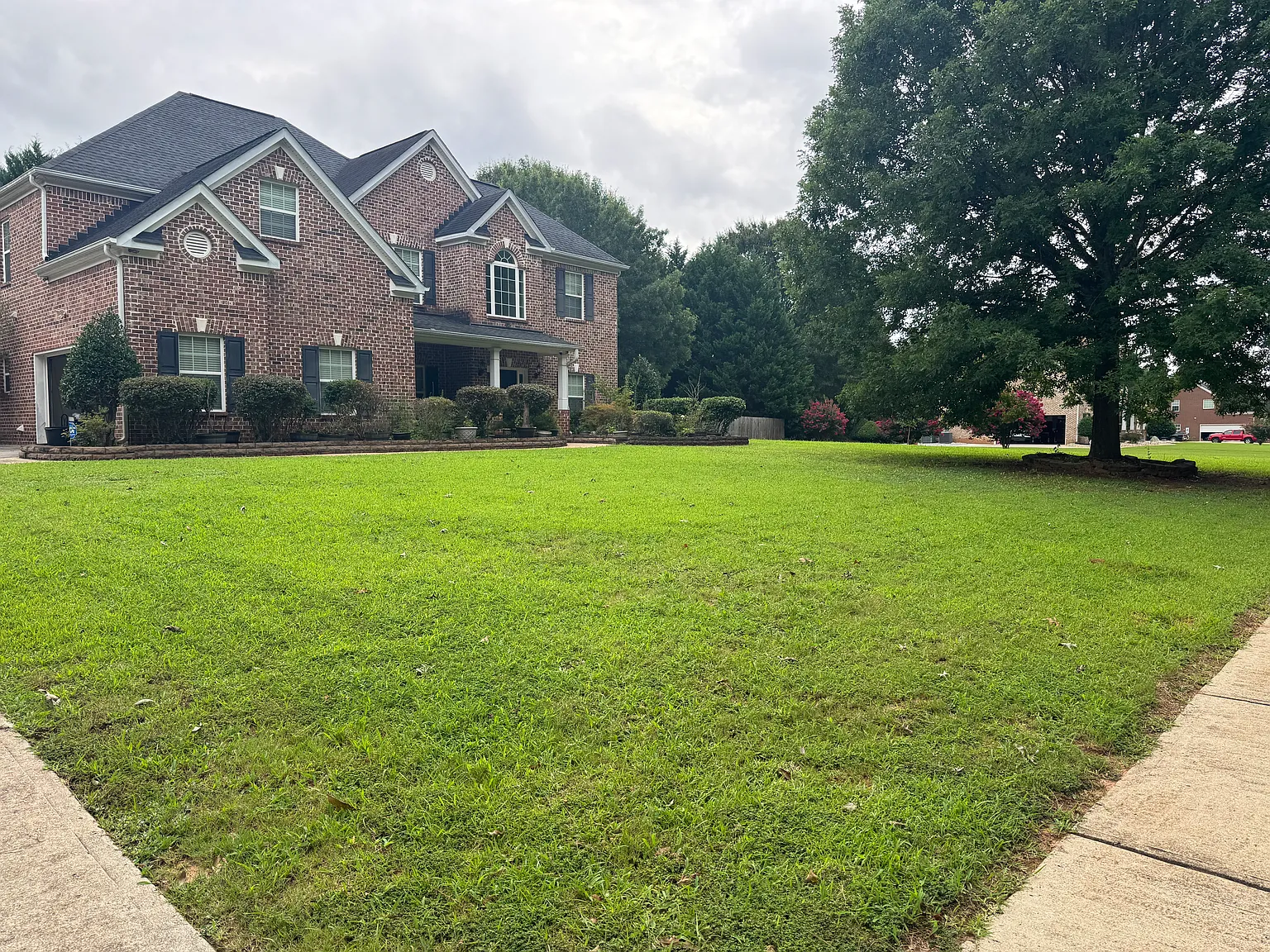 112 Samuel Jacob Dr — Photo 2