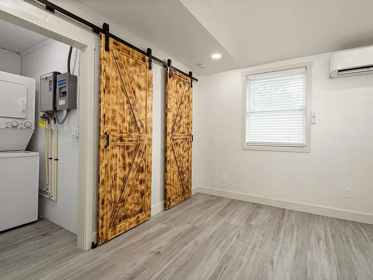 3131 Ashton Rd #1 — Photo 9