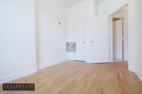 Rented by ZealEstate Group Inc | media 39