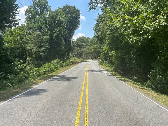 5th image of 1934 Linwood Rd