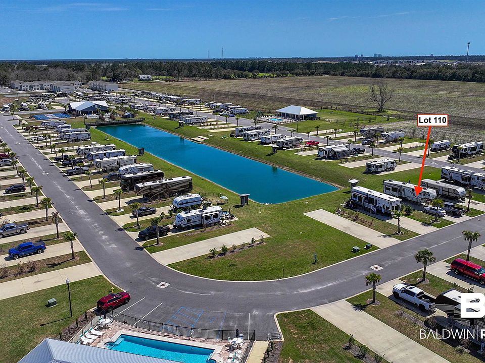 1st image of 752 Vacation Cir