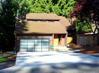 3151 108th Ave SE, Bellevue, WA 98004