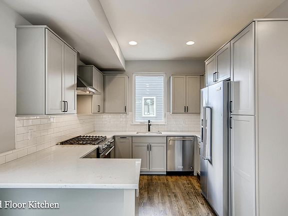 4th image of 3810 N Olive St Unit 31