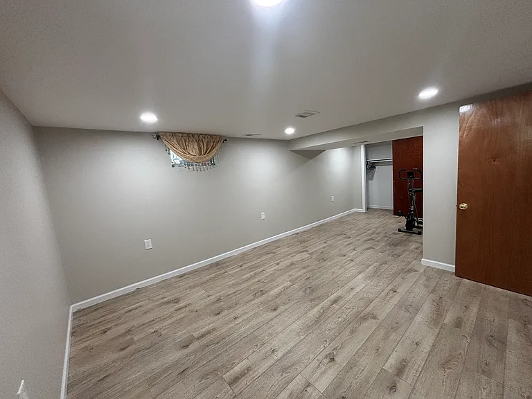 93 Vedder Ave #BASEMENT — Photo 5