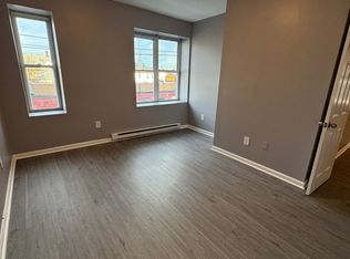 31 Whittier St, Bridgeport, CT 06605