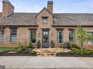 11207 Serenbe Ln, Chattahoochee Hills, GA 30268