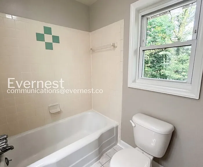 112 Tabor St — Photo 23
