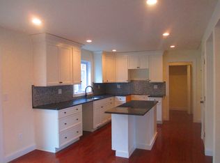 275 Feuz Rd, Schenectady, NY 12306