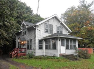 678 Packwood Rd, Waterloo, NY 13165