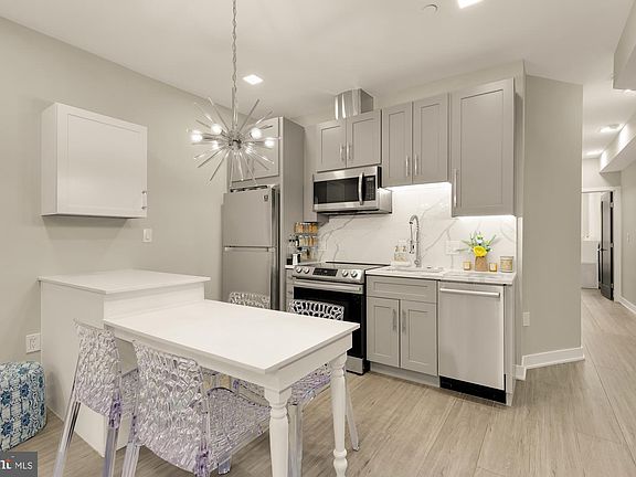 5th image of 1355 Bryant St NE APT 2
