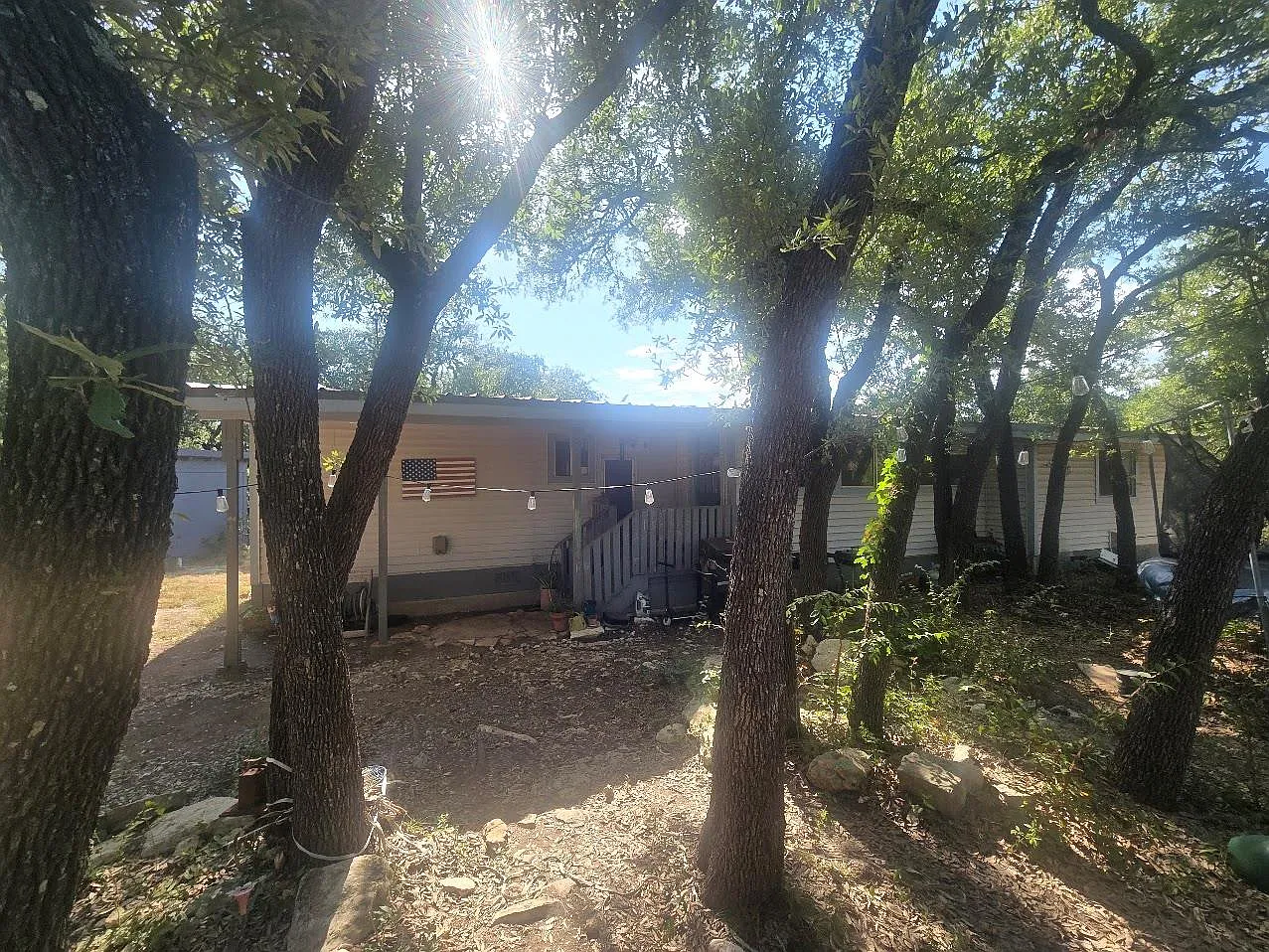 3 bed, 2.0 bath, 1628 sqft, $1,850 — Photo 1