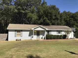 180 Calvert Oaks Dr, Pensacola, FL 32514