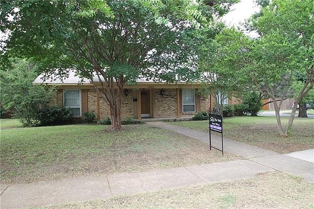 1st image of 13935 Rolling Hills Ln