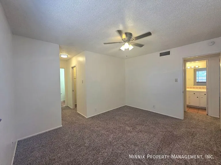 Whispering Oaks 1904 N. Midland — Photo 40