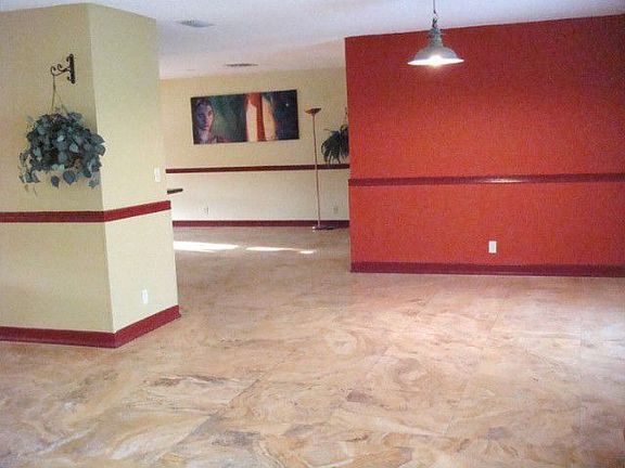 2nd image of 16776 Golfview Dr