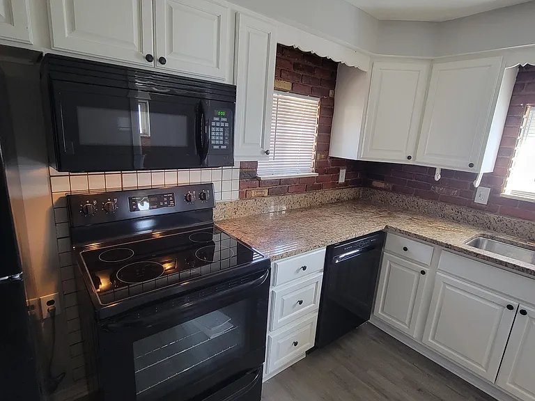 4970 Quincy St #1 — Photo 3