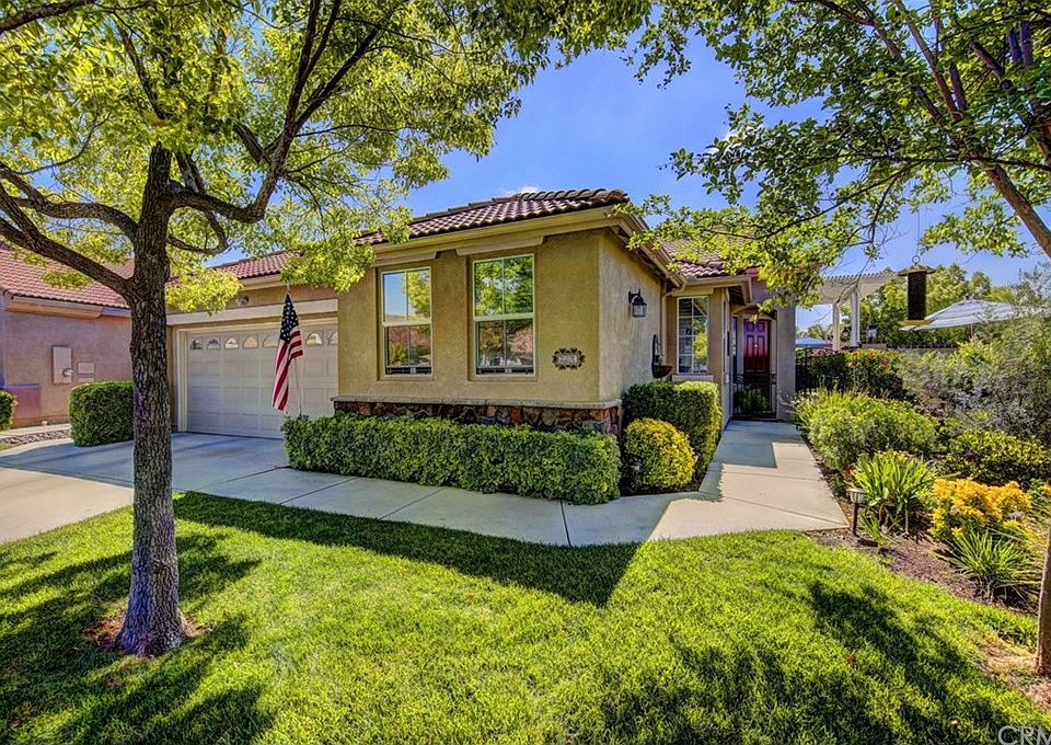 1st image of 28643 Waterhole Canyon Dr
