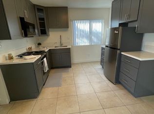 9328-34A, Bellflower, CA 90706