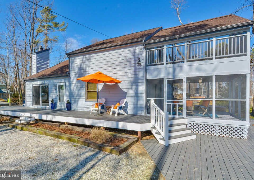 1st image of 621 Zaidee Ln