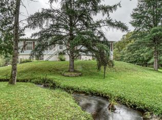 N2374 Treves Farm Rd, Norway, MI 49870